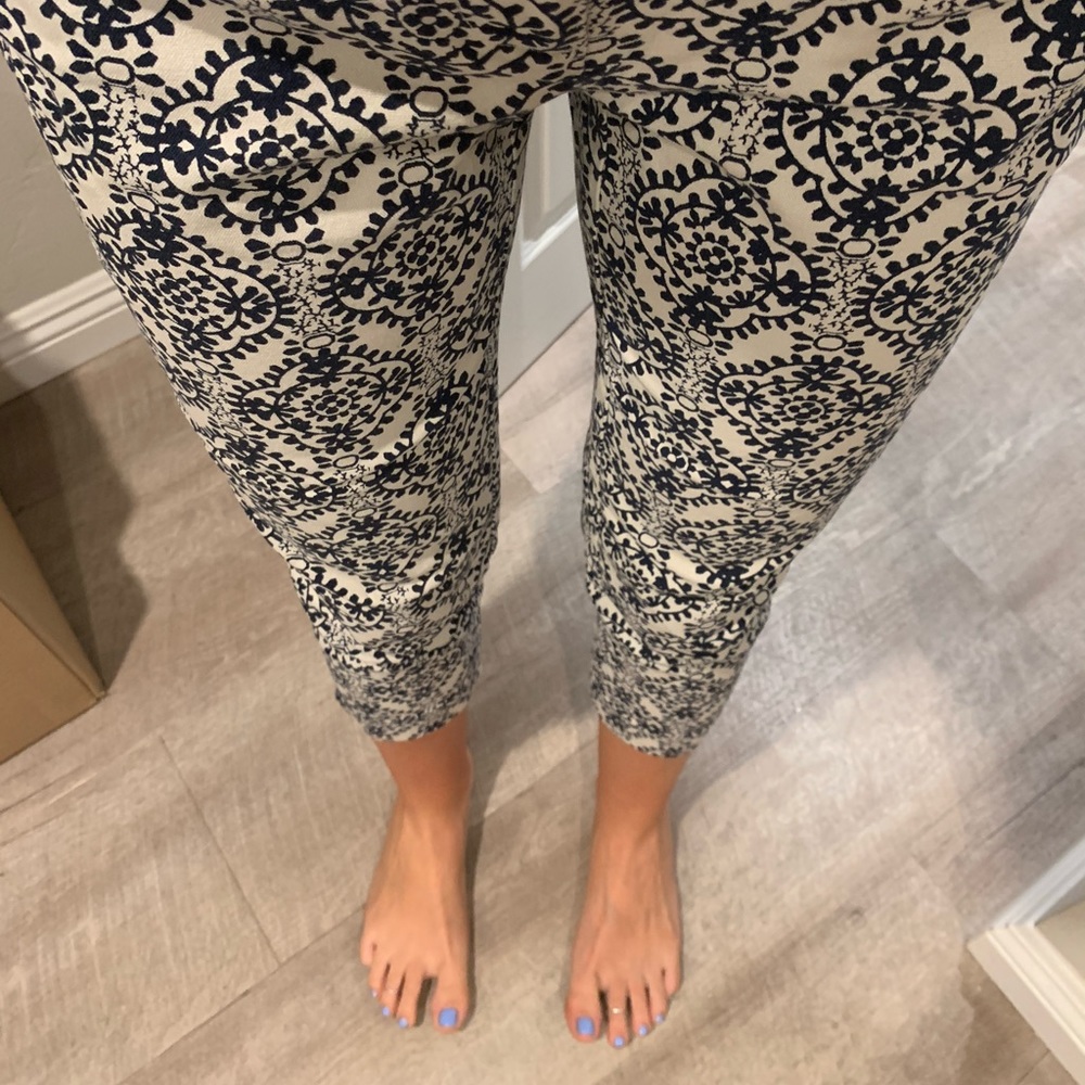 LOFT Riviera Floral Pant - Picture 8 of 10
